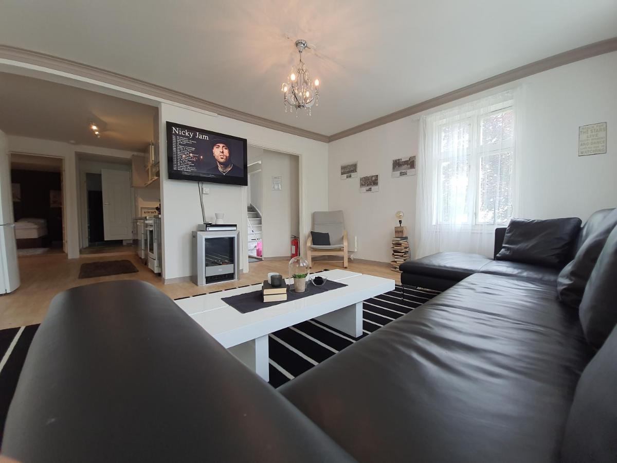 Central 4bedrooms Nr 6 -bnb By Berti